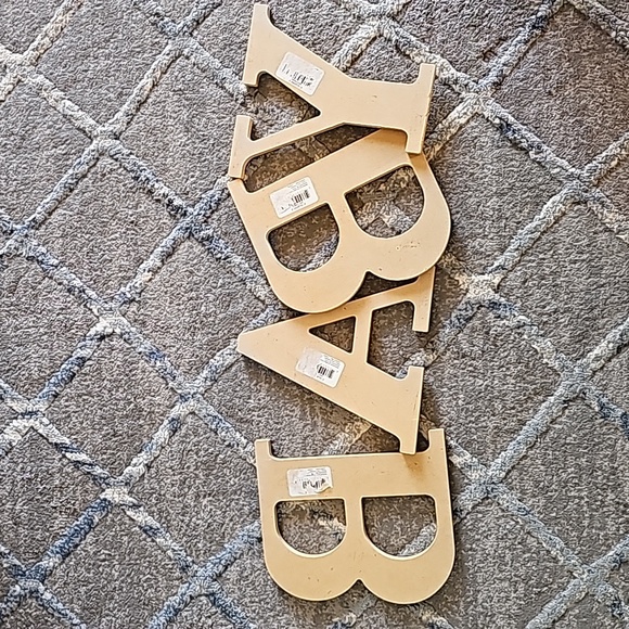 Wooden 8" Classic Letters - Picture 7 of 7